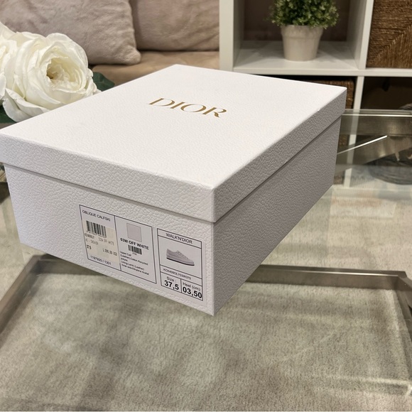 Dior Shoe Box - Picture 2 of 8
